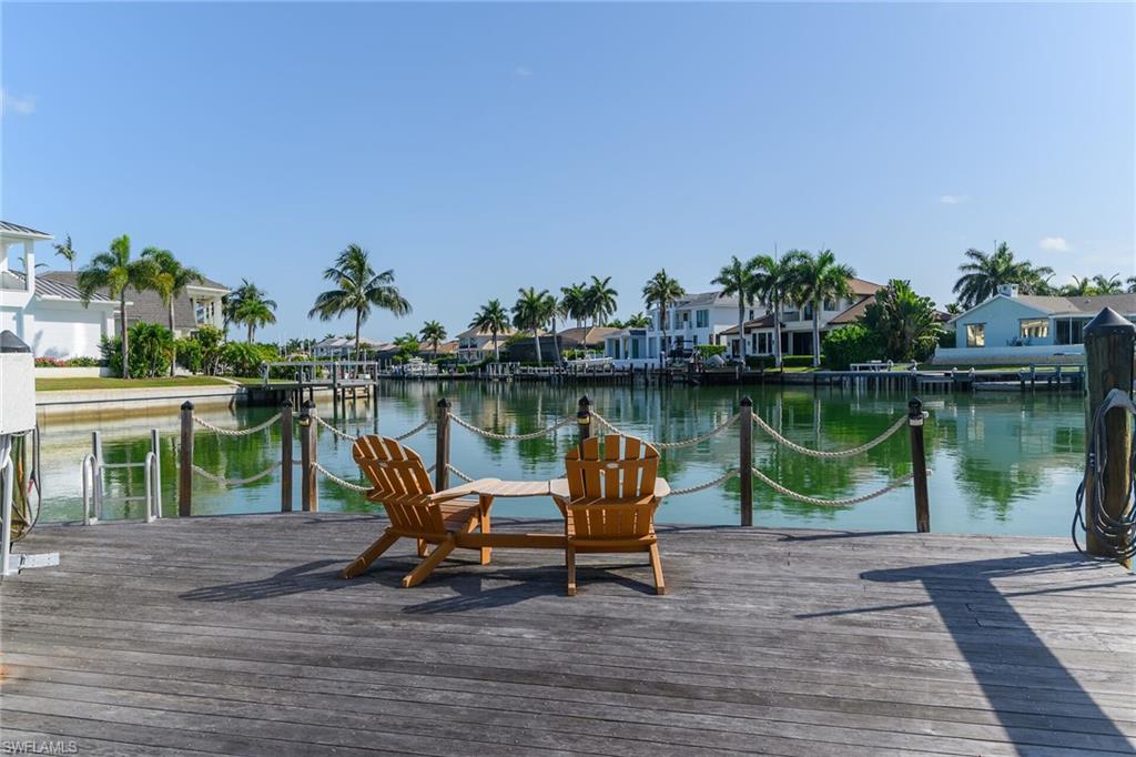 TROPICAL ISLE - Residential
