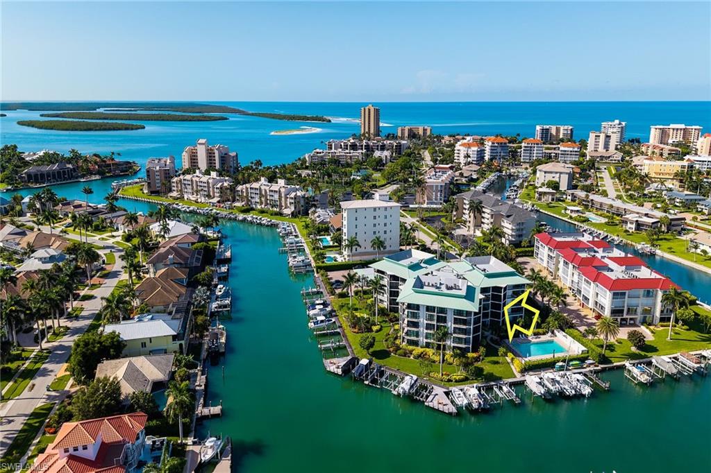 TROPICAL ISLE - Residential