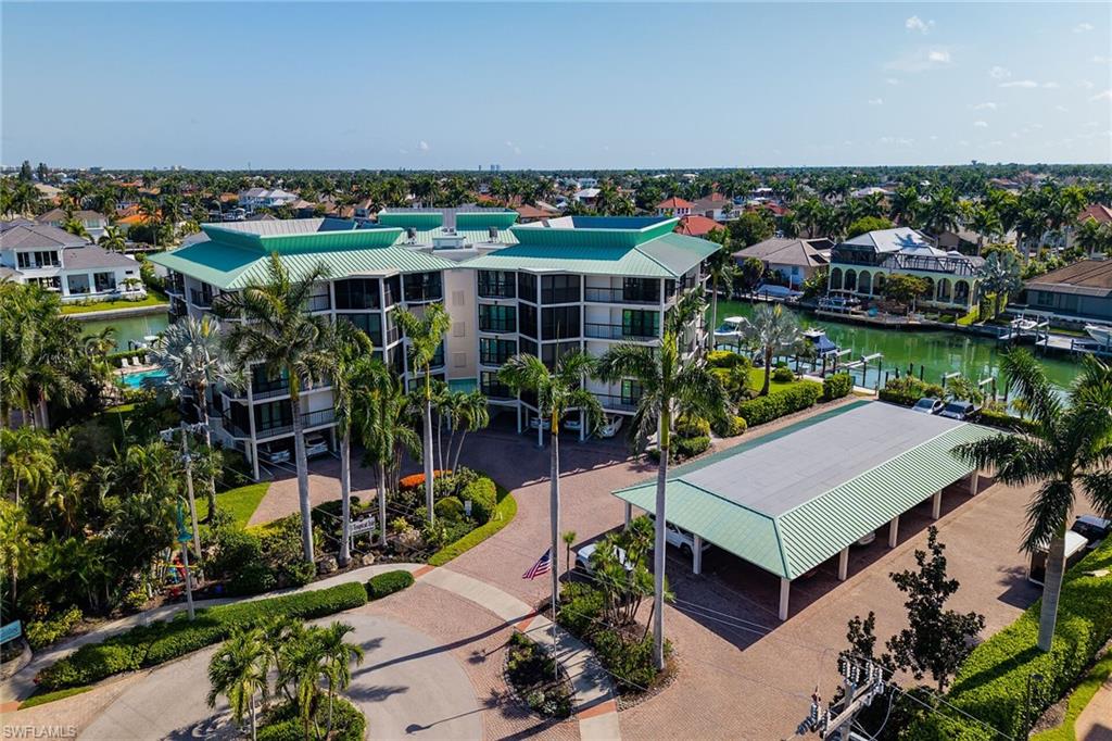 TROPICAL ISLE - Residential