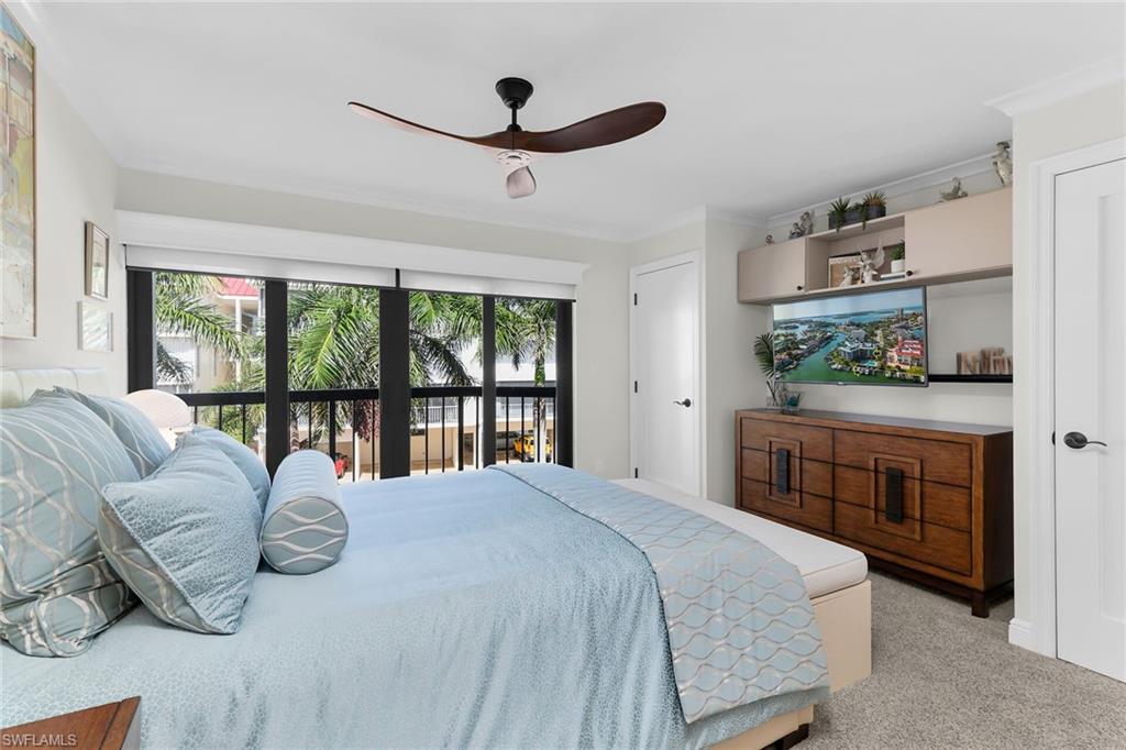 TROPICAL ISLE - Residential