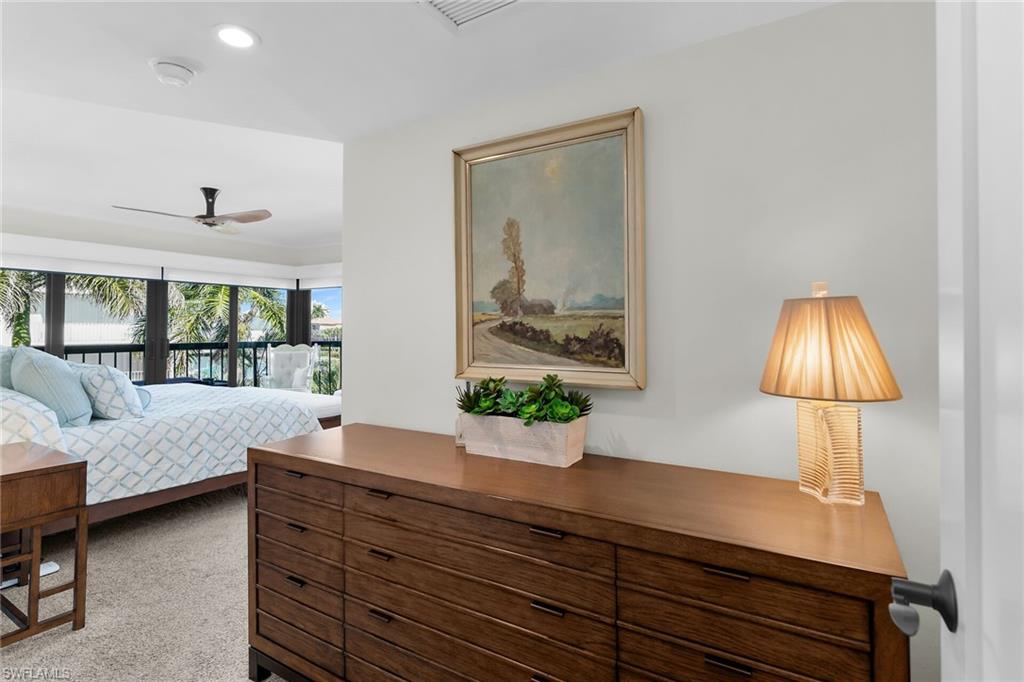 TROPICAL ISLE - Residential
