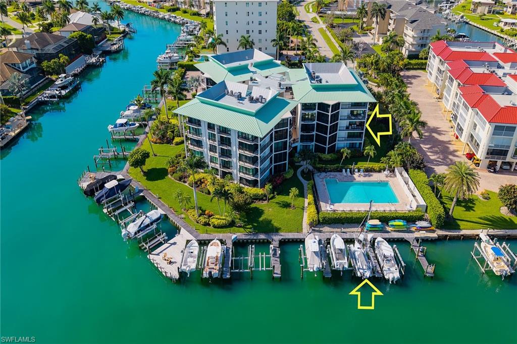 TROPICAL ISLE - Residential