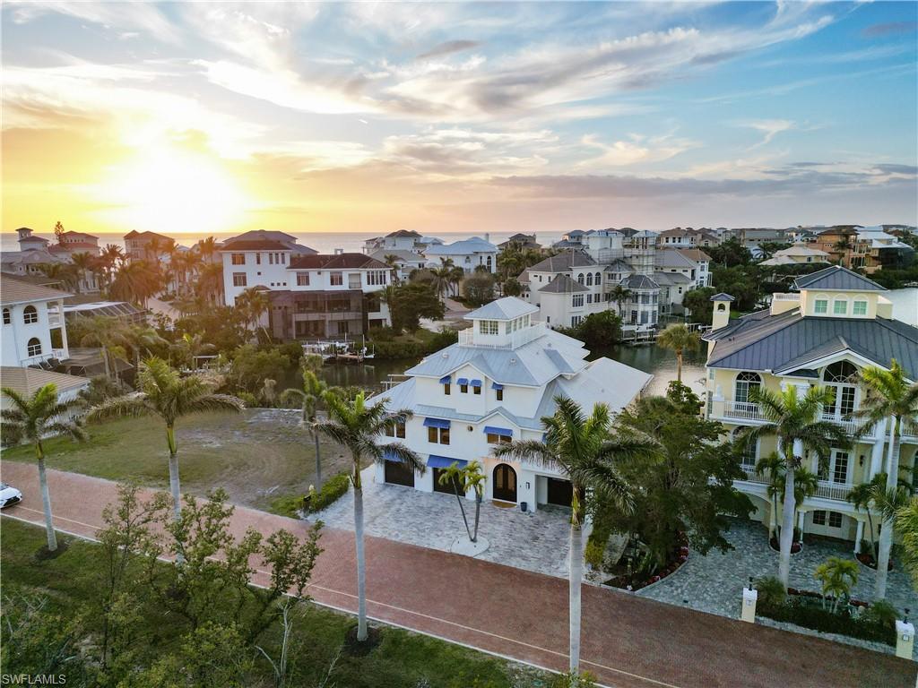 BAYFRONT GARDENS - Residential