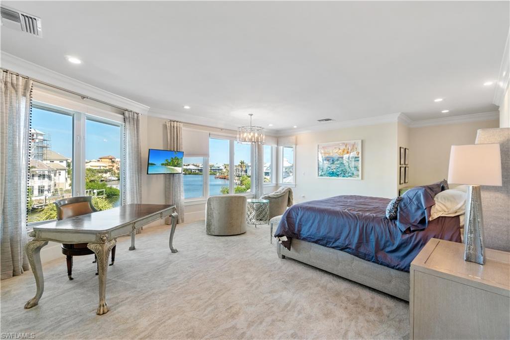 BAYFRONT GARDENS - Residential