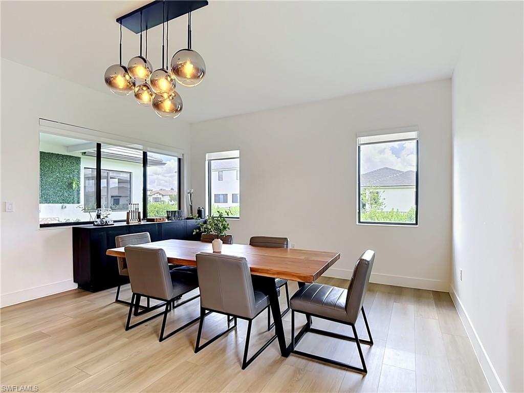MAPLE RIDGE - Residential