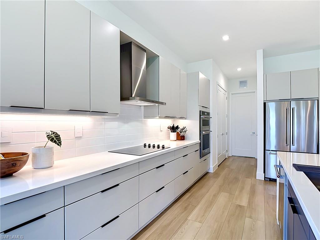 MAPLE RIDGE - Residential