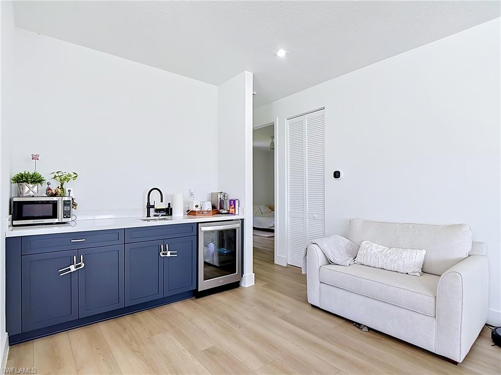 MAPLE RIDGE - Residential