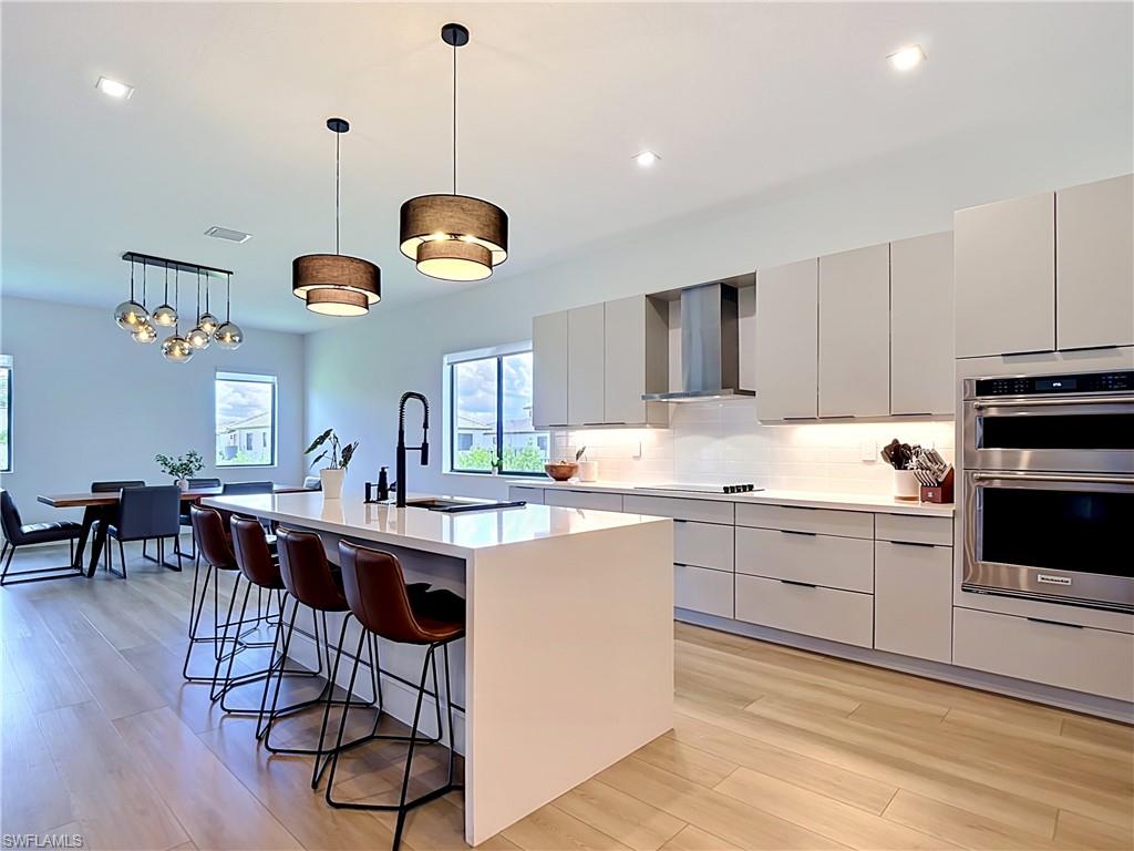 MAPLE RIDGE - Residential
