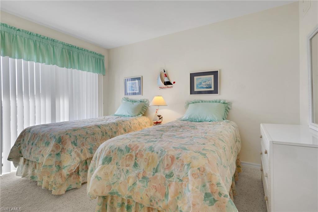 ISLAND WINDS CONDO - Residential