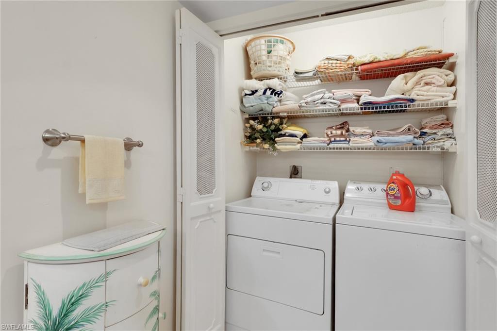 ISLAND WINDS CONDO - Residential
