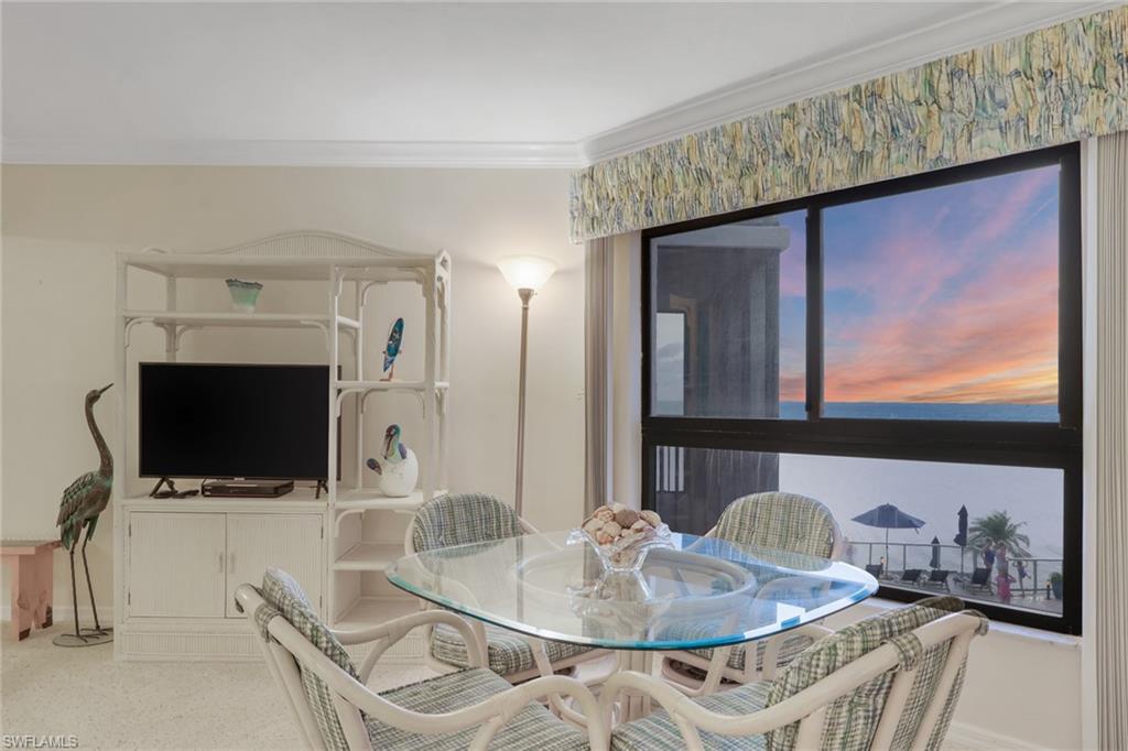 ISLAND WINDS CONDO - Residential