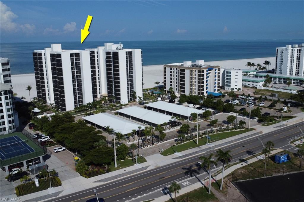 ISLAND WINDS CONDO - Residential