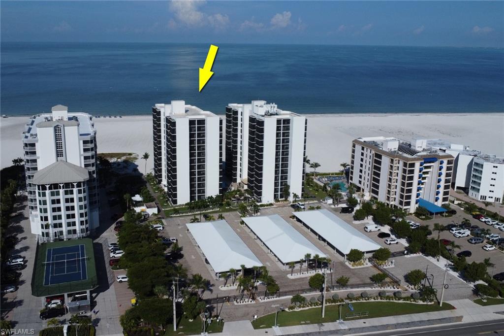 ISLAND WINDS CONDO - Residential