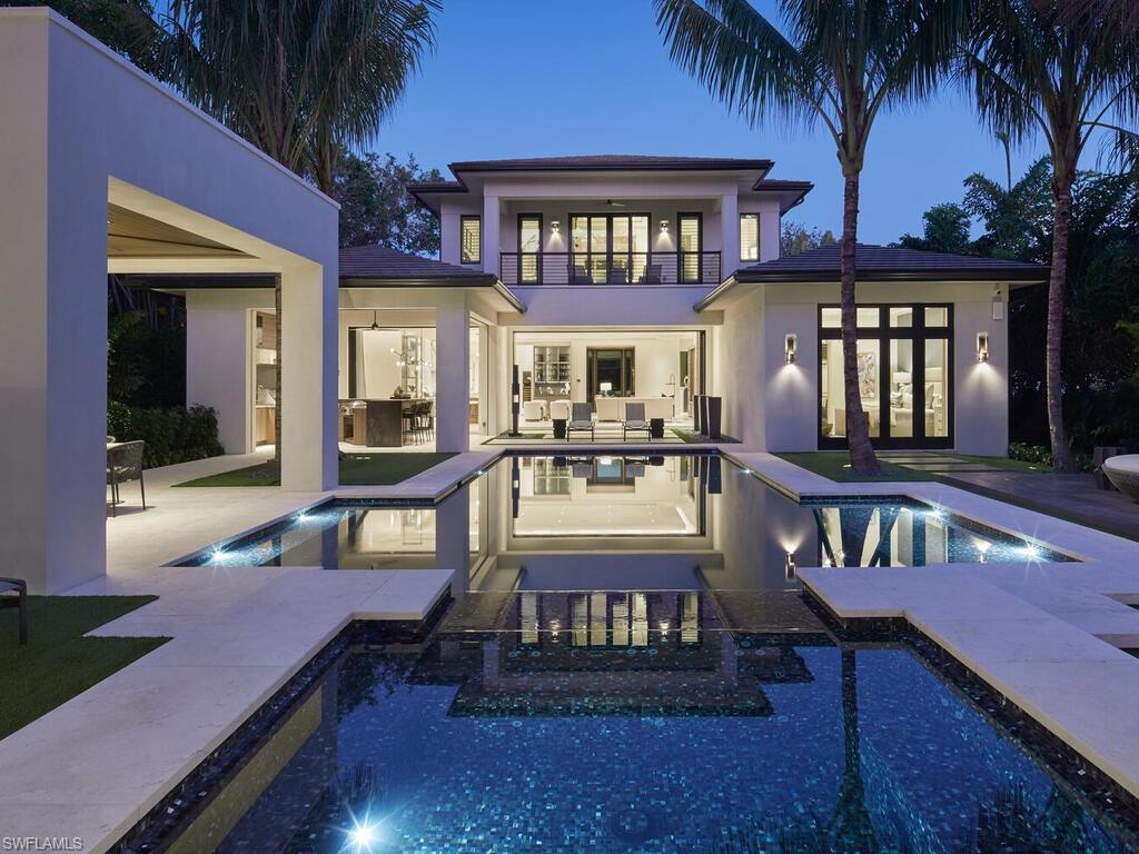 OLDE NAPLES - Residential