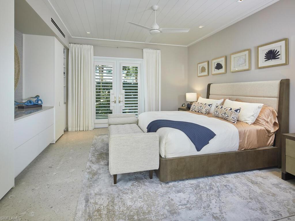 OLDE NAPLES - Residential