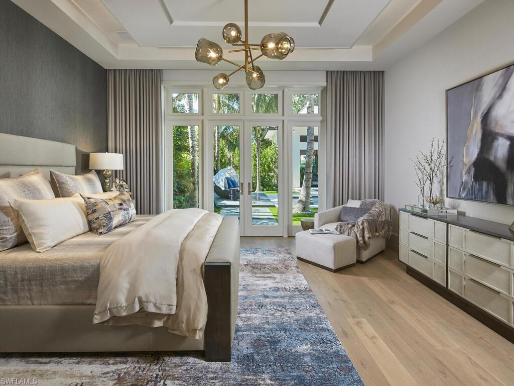 OLDE NAPLES - Residential