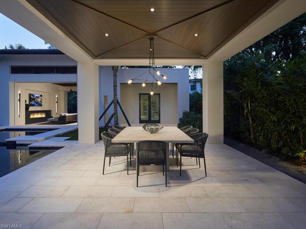 OLDE NAPLES - Residential