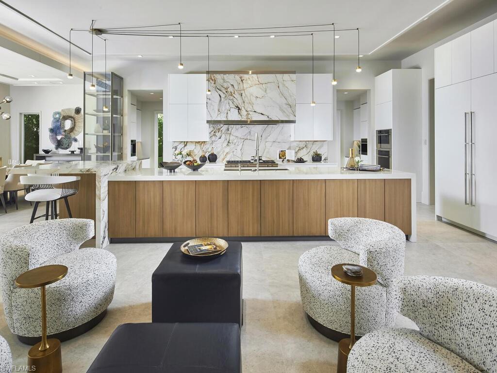 OLDE NAPLES - Residential