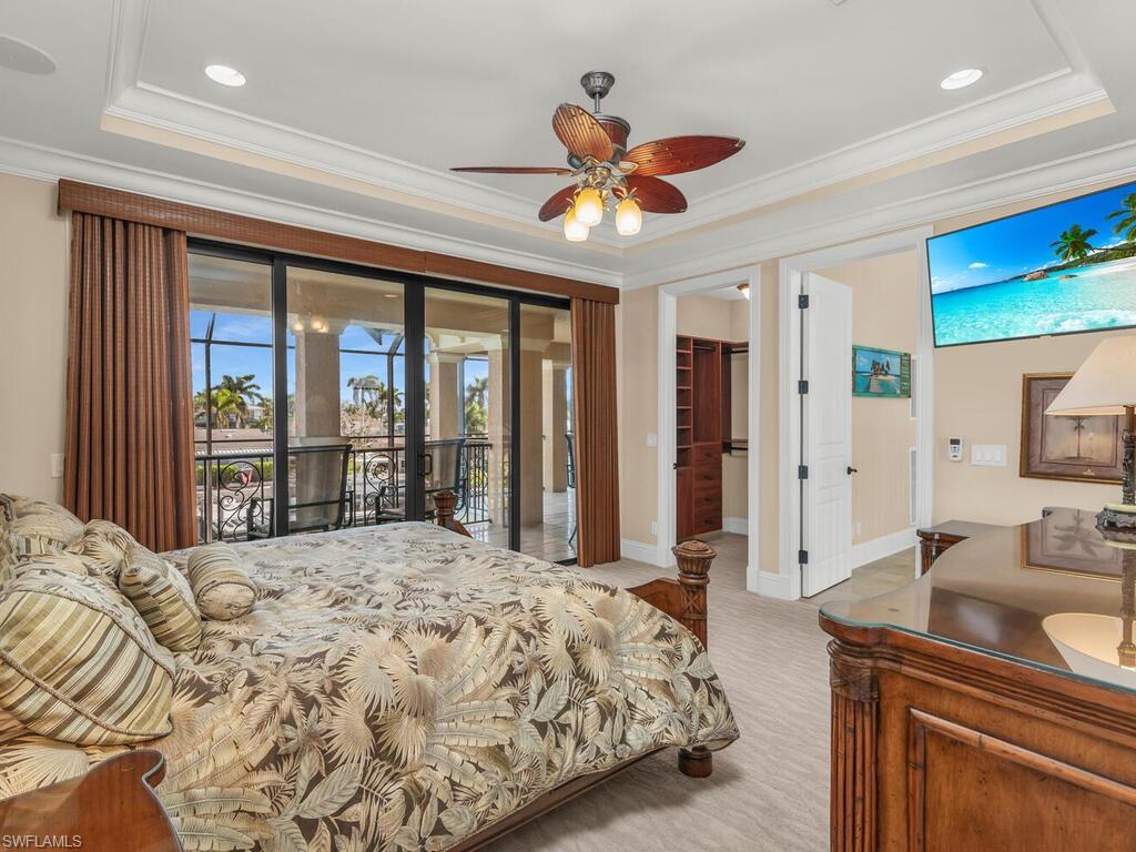 MARCO BEACH - Residential