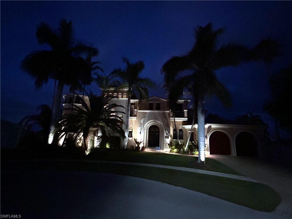 MARCO BEACH - Residential