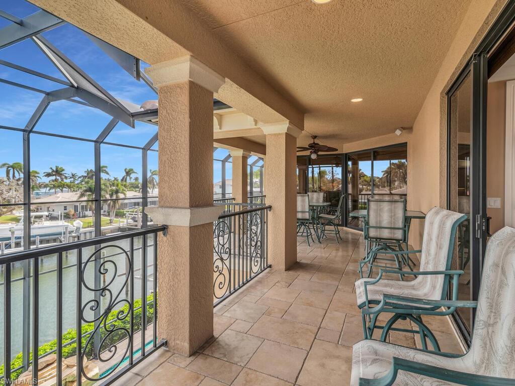 MARCO BEACH - Residential