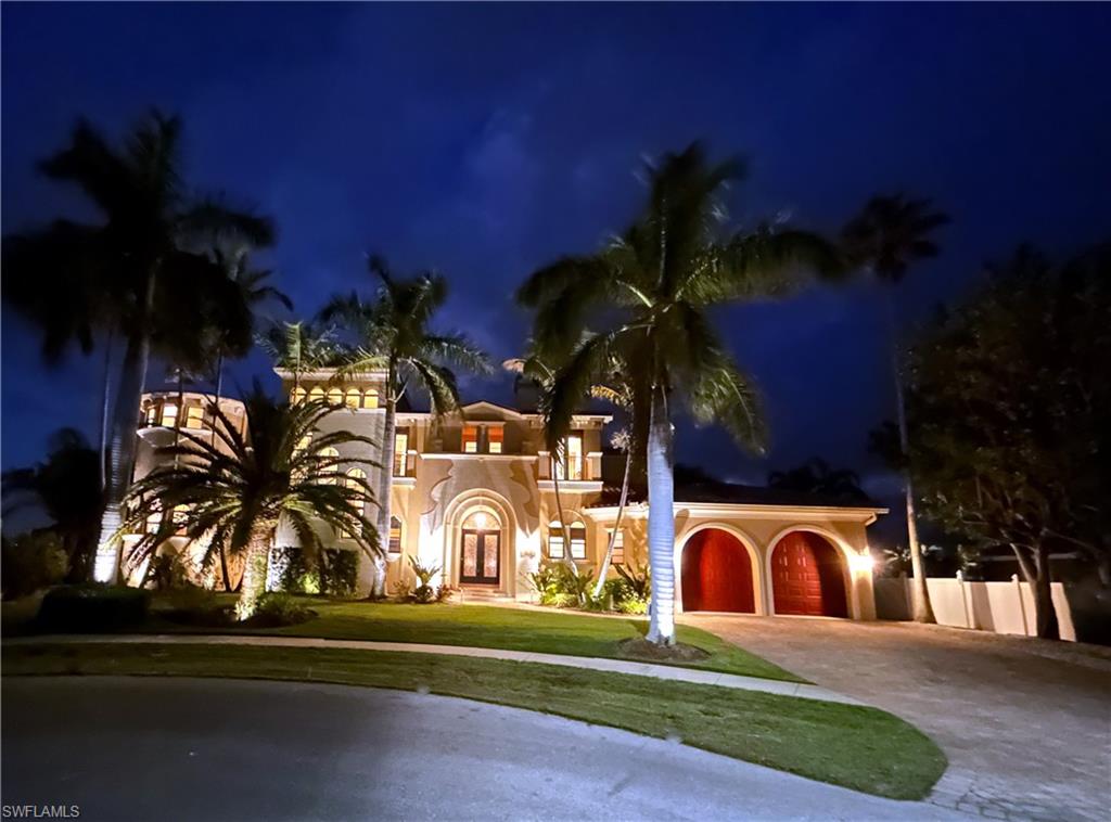 MARCO BEACH - Residential