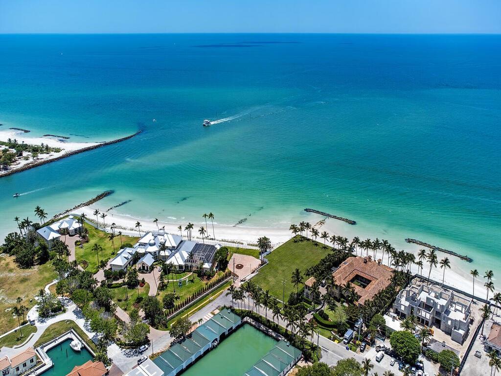 PORT ROYAL - Land