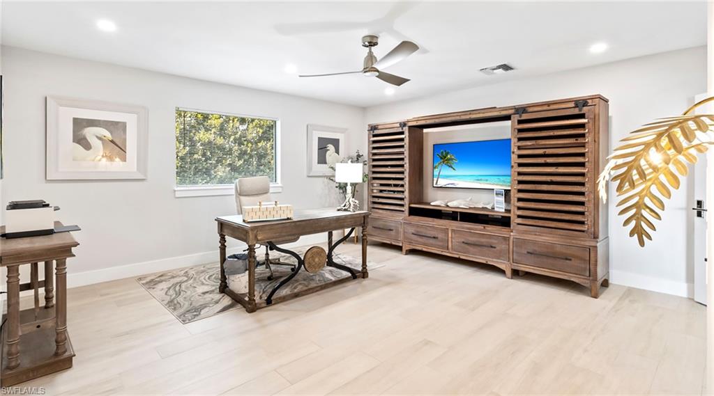 PORT ROYAL - Residential Lease