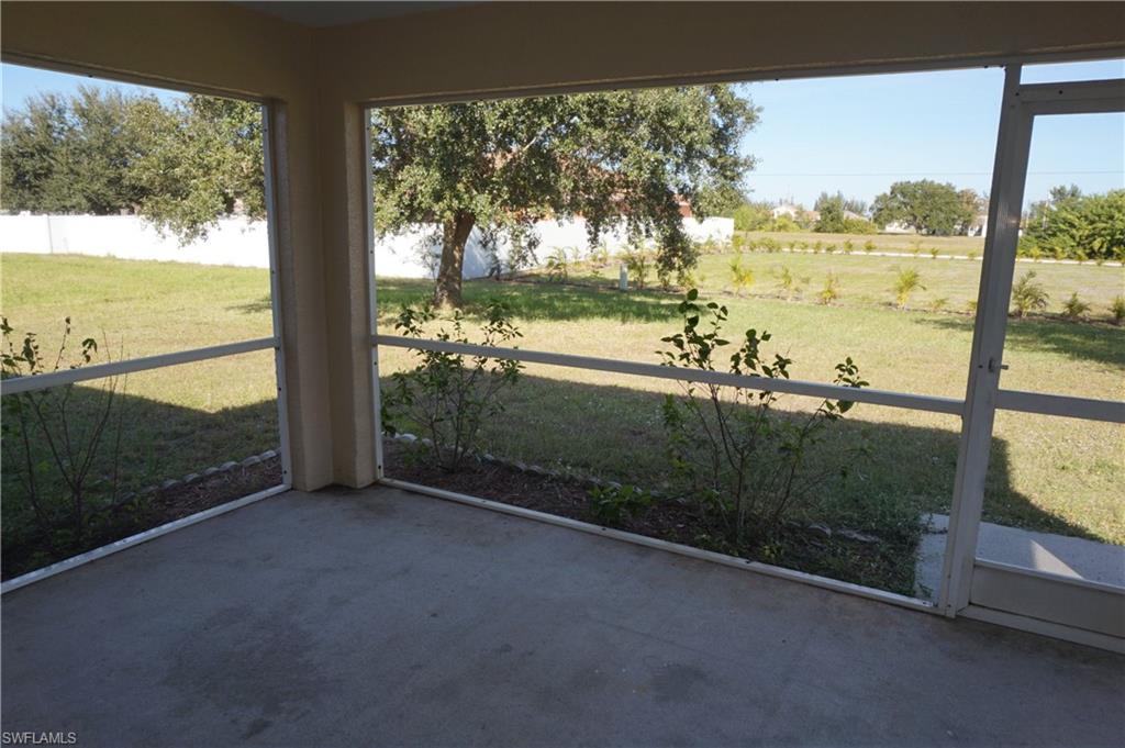 CAPE CORAL - Residential