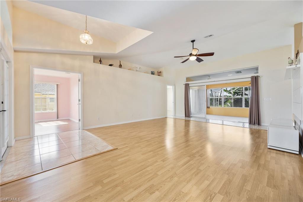 CAPE CORAL - Residential