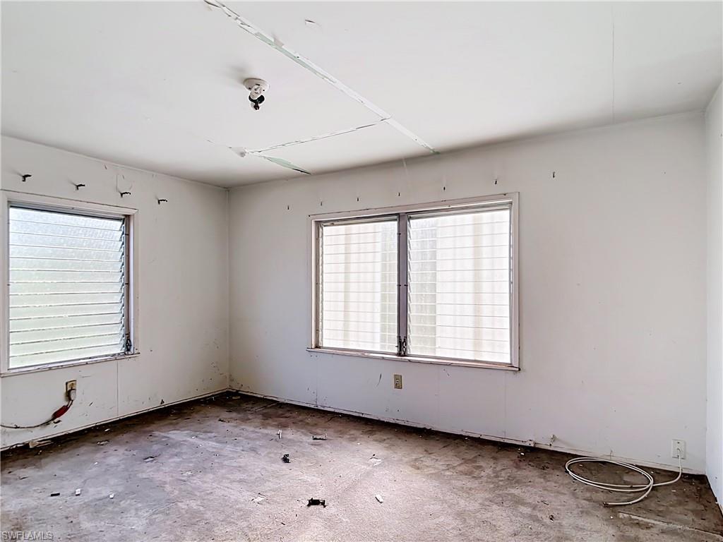 EAST ENGLEWOOD - Residential
