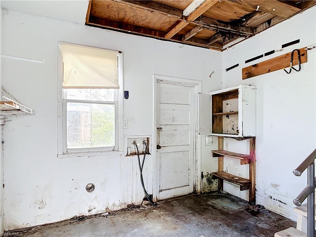 EAST ENGLEWOOD - Residential