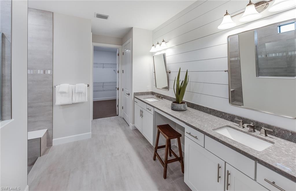 EDGEWATER SHORES - Residential