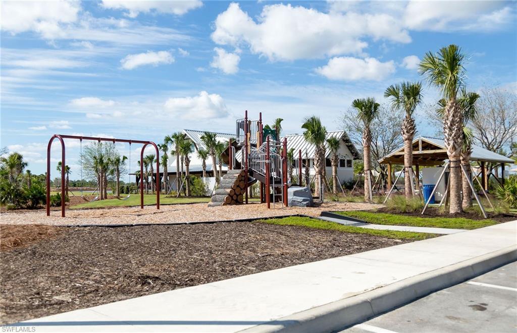 EDGEWATER SHORES - Residential