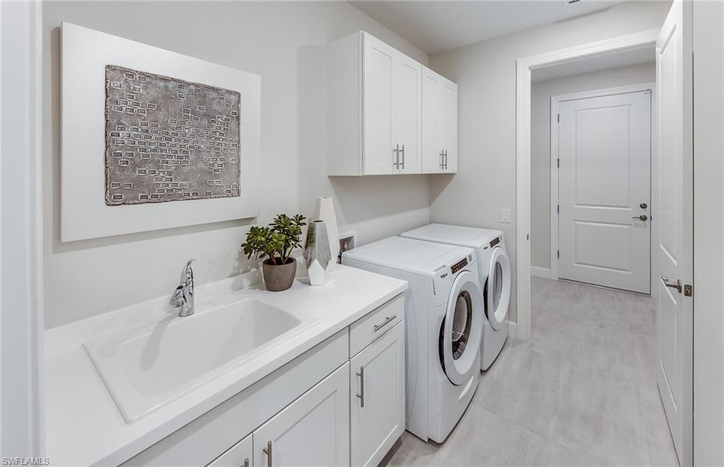 EDGEWATER SHORES - Residential