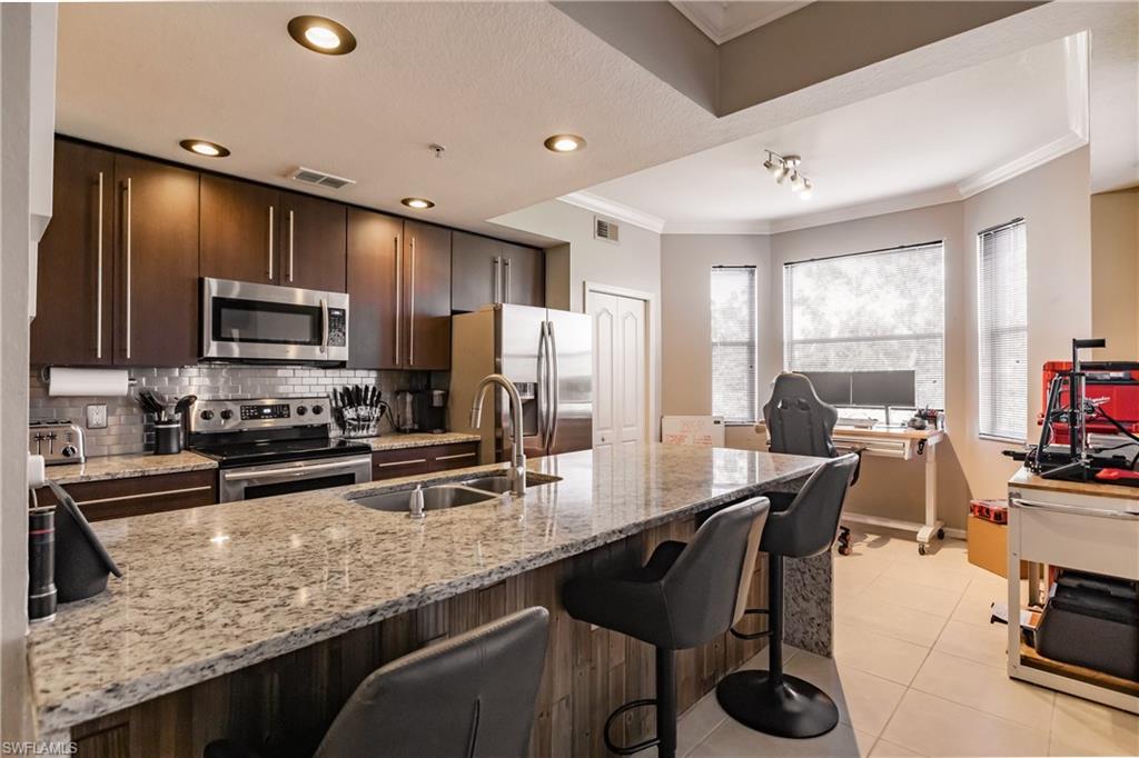 TERRACE II AT RIVERWALK - Residential Lease