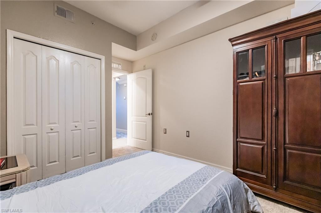 TERRACE II AT RIVERWALK - Residential Lease