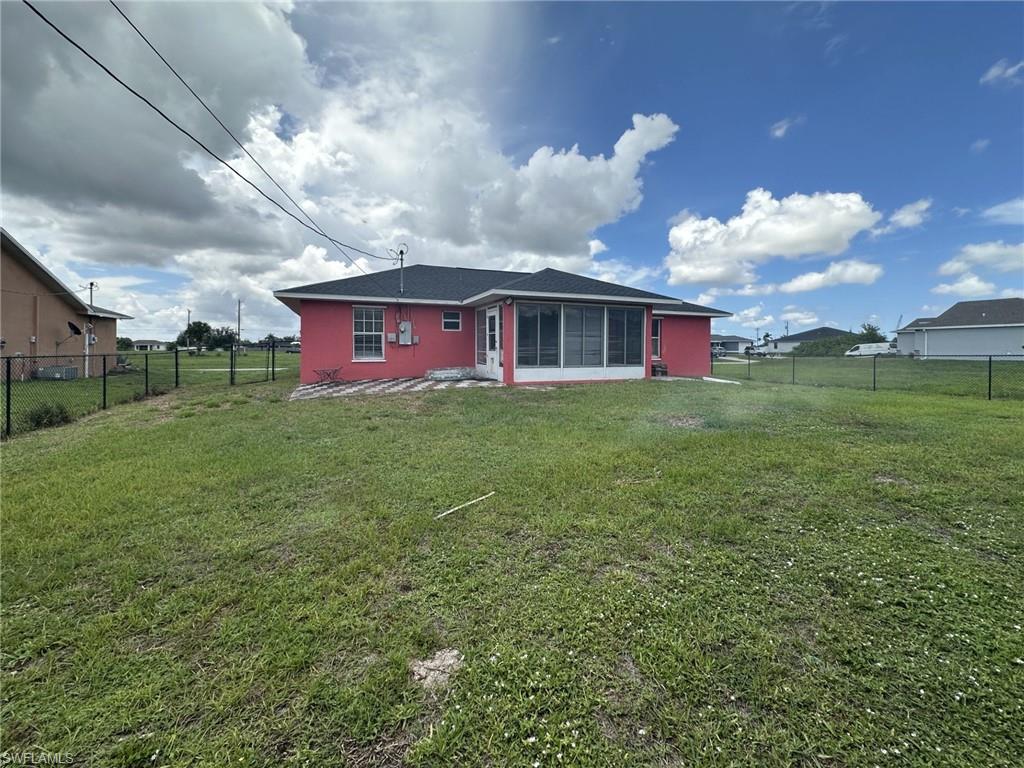CAPE CORAL - Residential