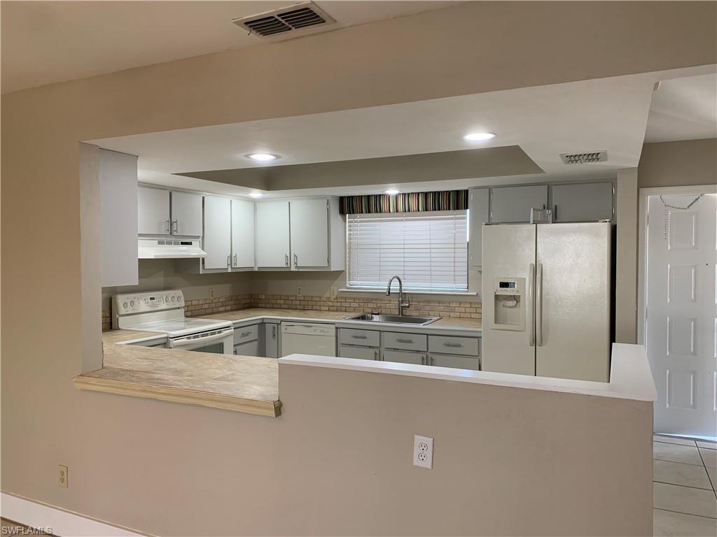 CAPE REGATTA CONDO - Residential