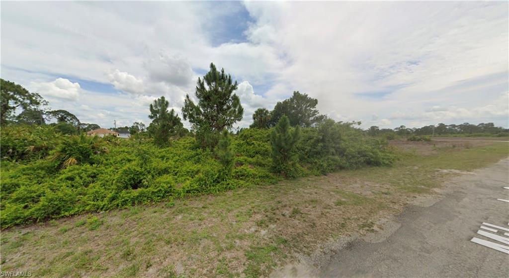 LEHIGH ACRES - Land