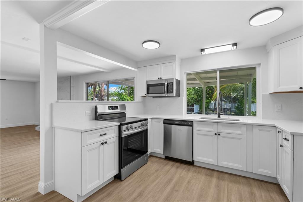 PALM RIVER SHORES - Residential