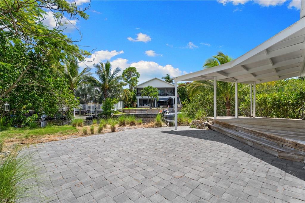 PALM RIVER SHORES - Residential