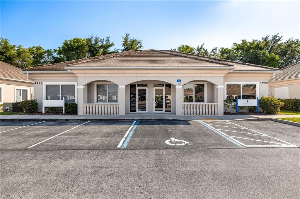 Great opportunity to purchase this medical office located in the heart of Fort Myers and only blocks away from the new Lee Health Hospital projected to open in 2028. This unit offers a reception area, admin office with storage/file room, three treatment rooms, open flex space with sinks, kitchenette, outdoor terrace under truss and ample parking. Pylon signage available.