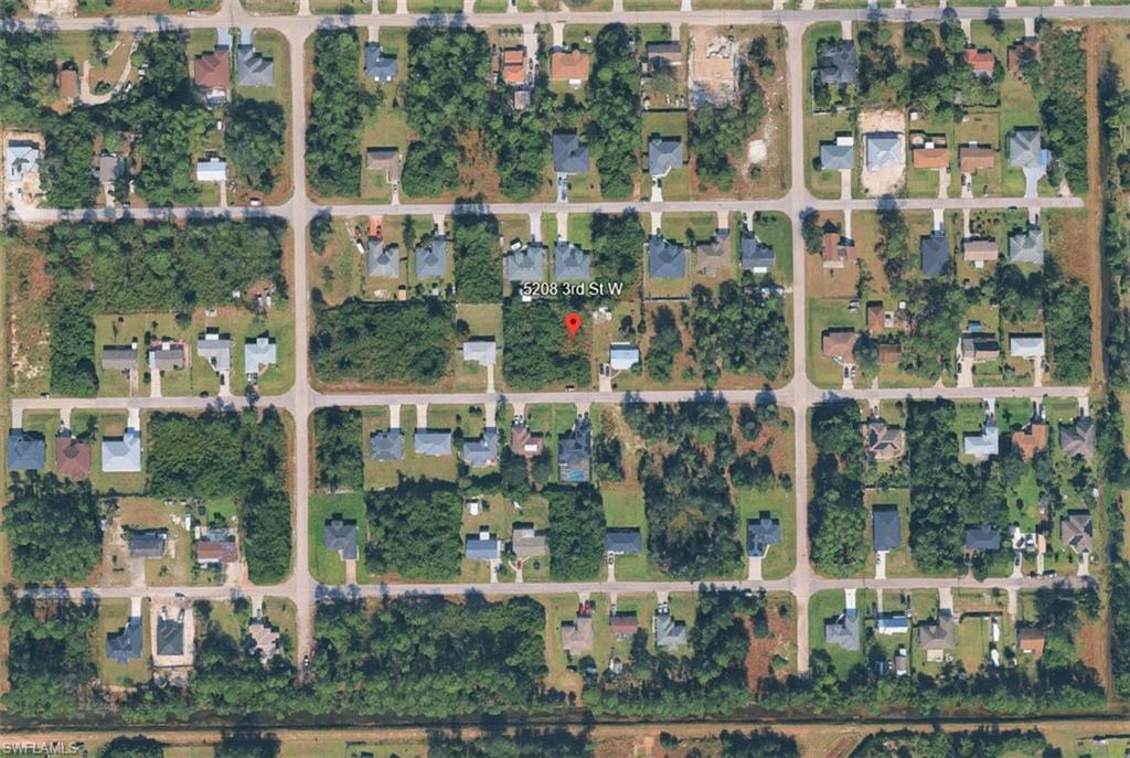 LEHIGH ACRES - Land
