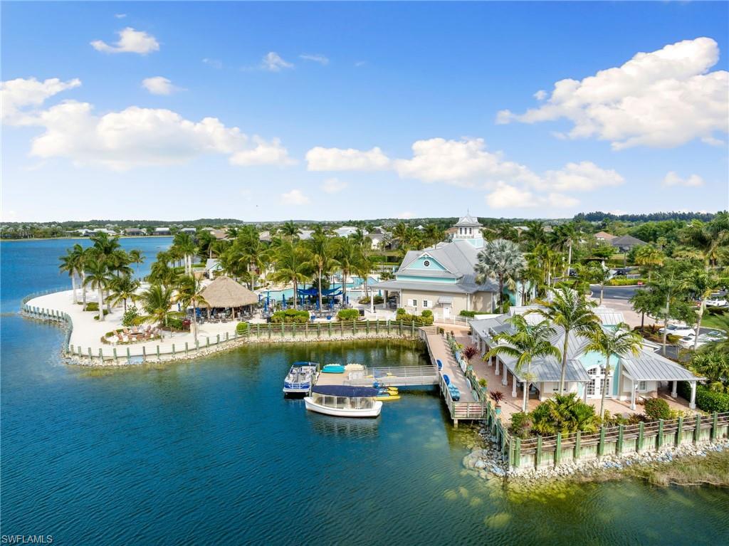 PARROT CAY - Residential