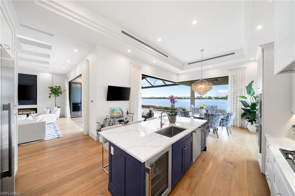 PARROT CAY - Residential