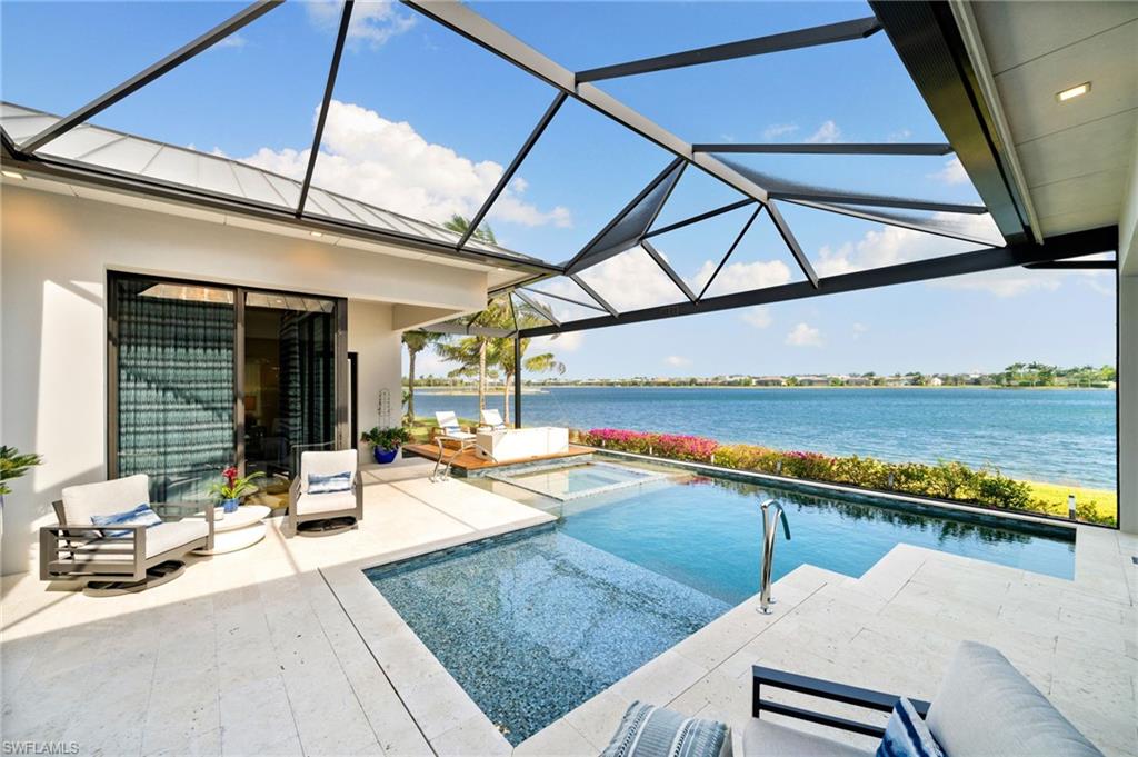 PARROT CAY - Residential