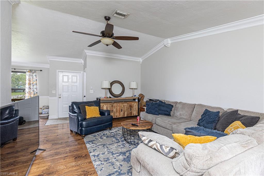 BUCKINGHAM - Residential