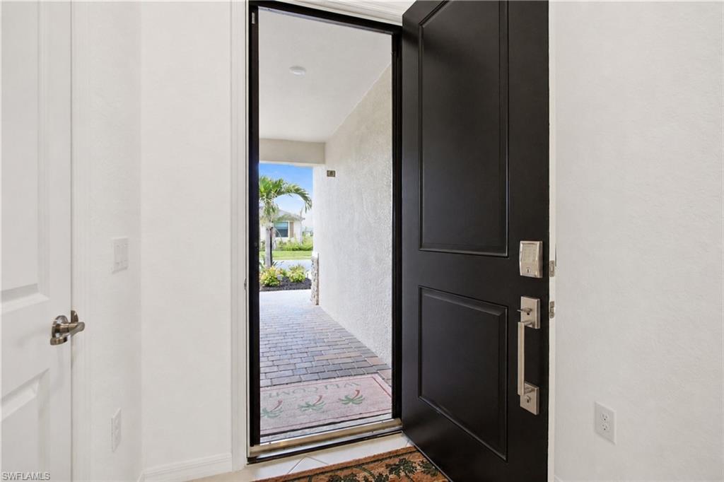 PORTICO - Residential