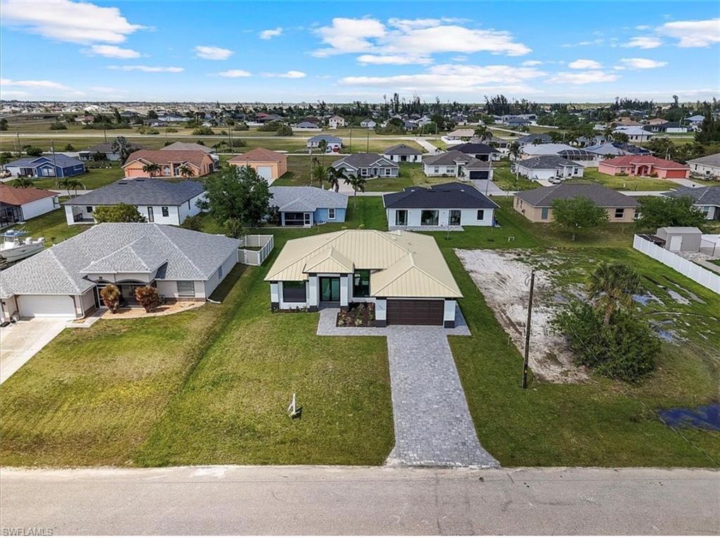 CAPE CORAL - Residential